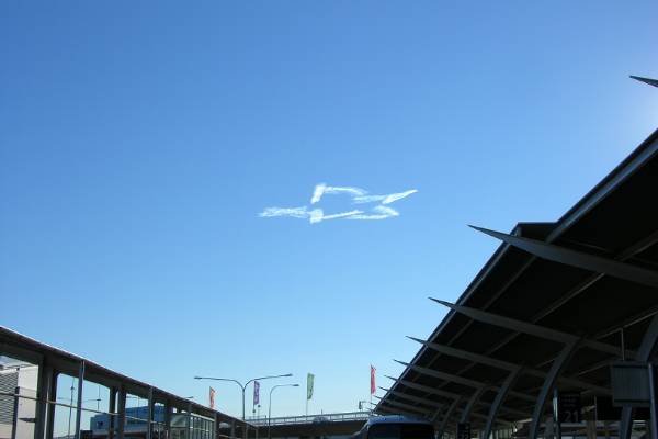 A strange star made from aeroplane trails.