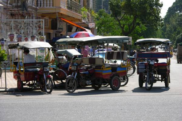 Tuk-tuks