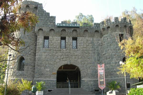 Santiago's funicular station