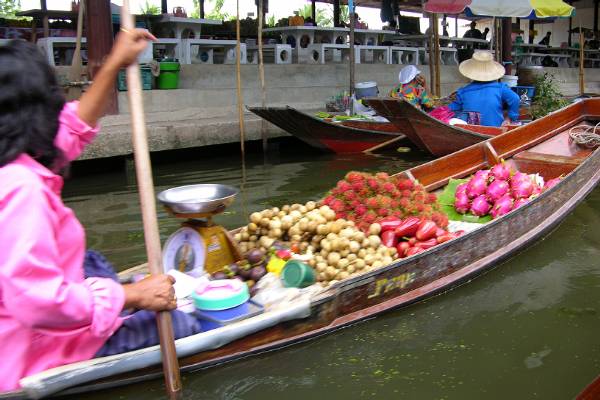 Floating market stall